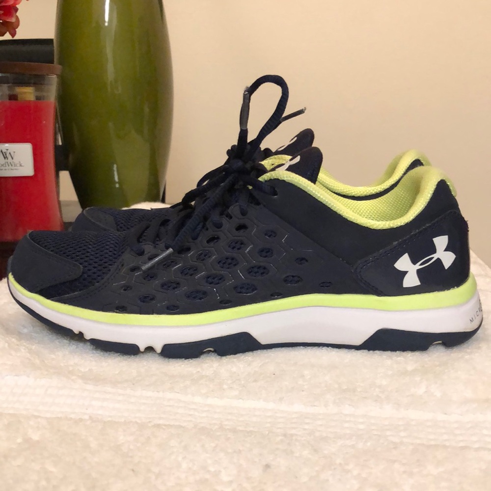 UNDER ARMOUR MICRO G RUNNING SNEAKERS WOMENS SIZE 9.5